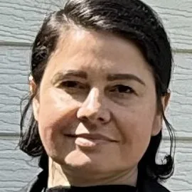 Ella Meleka Headshot